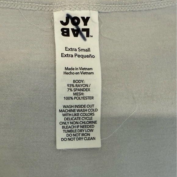 JoyLab Gray Fitted Sleeveless Tank Top - Picture 2 of 7